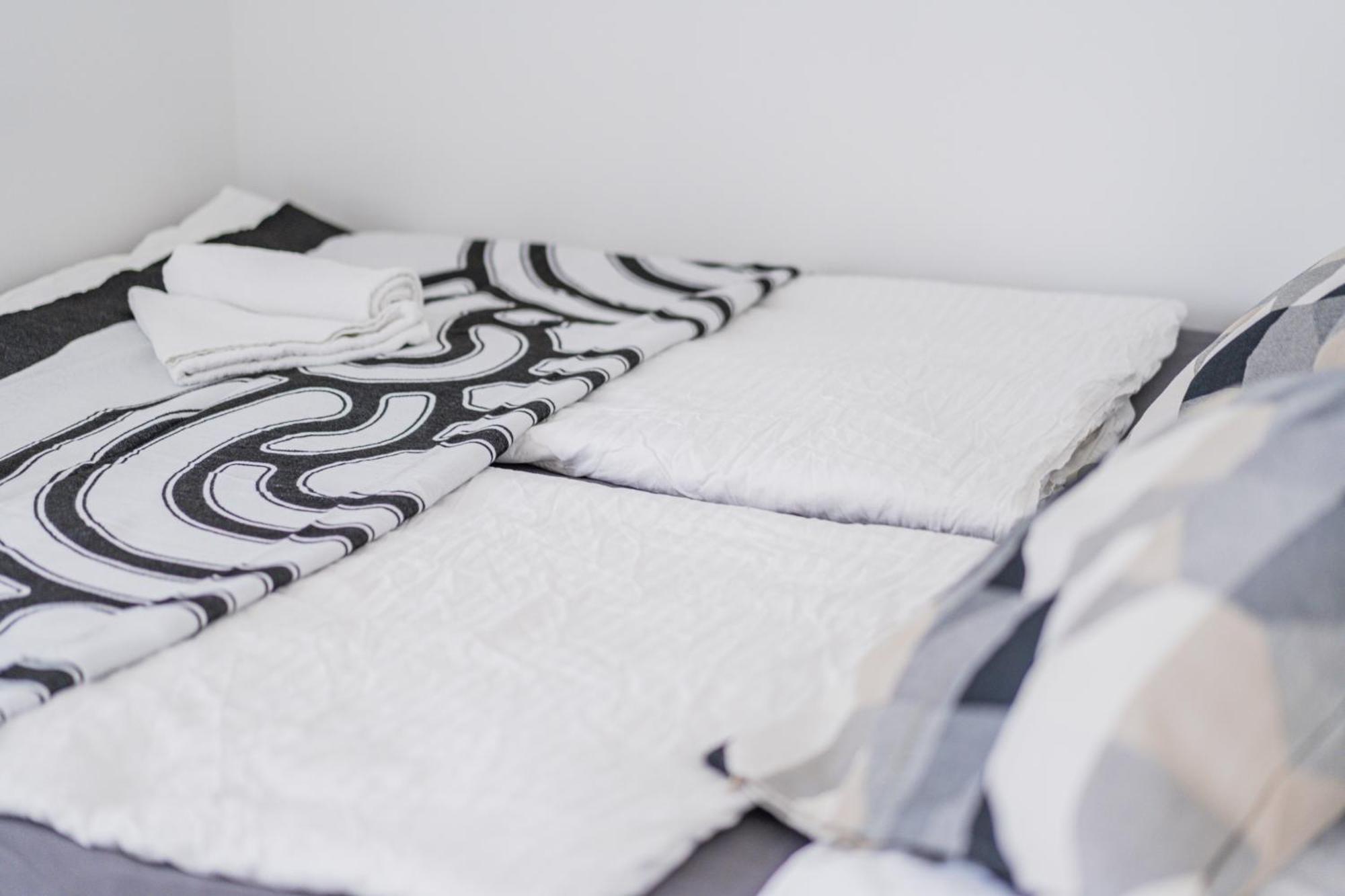 City Center Lofts Wina Bagian luar foto