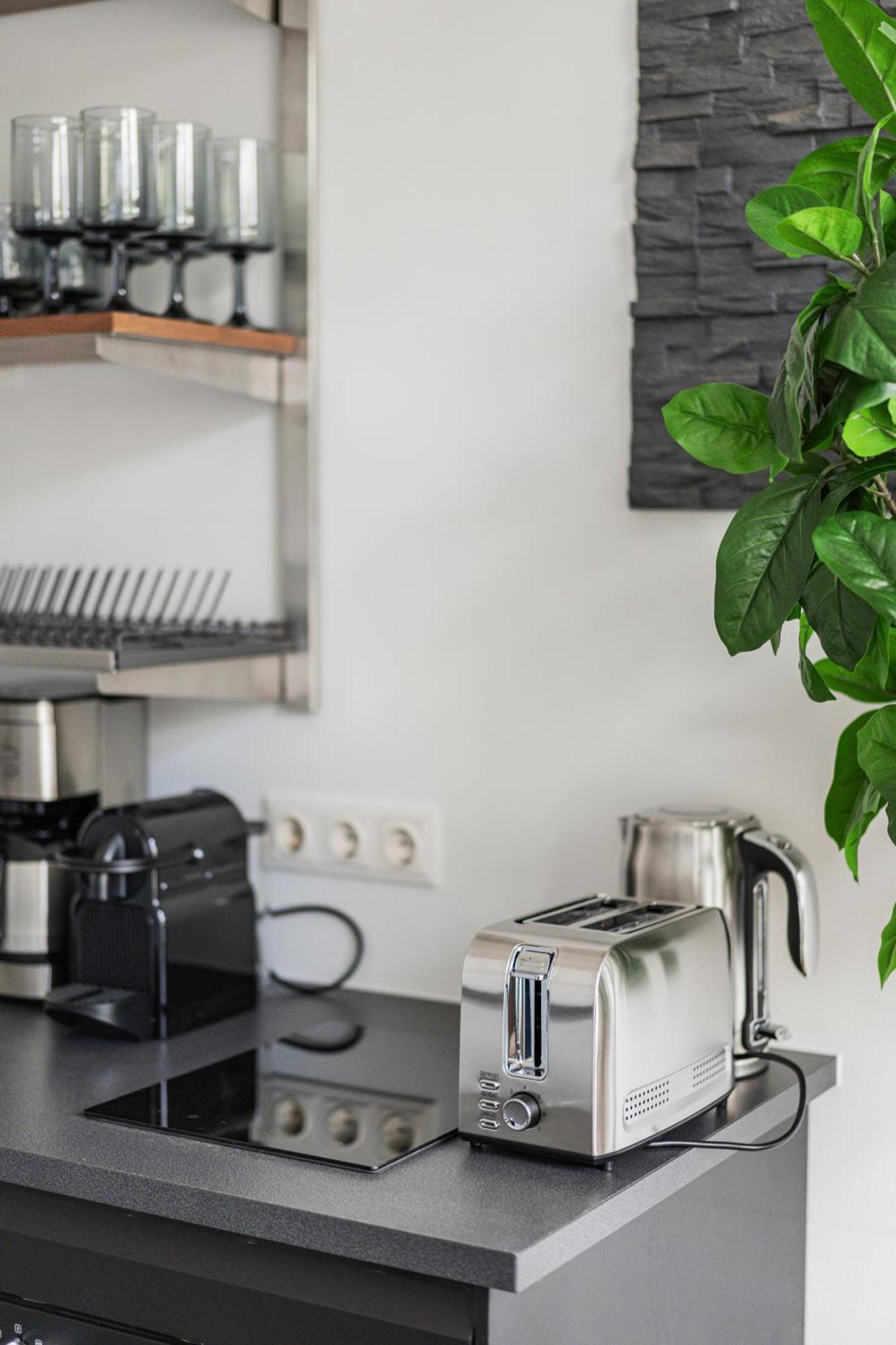 City Center Lofts Wina Bagian luar foto