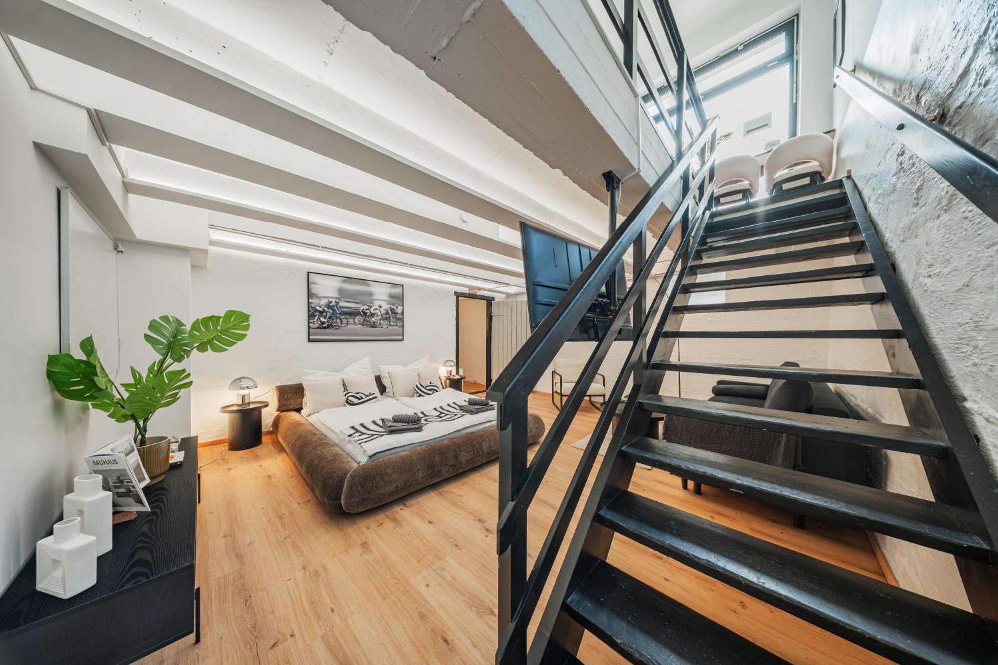 City Center Lofts Aparthotel Wina Bagian luar foto