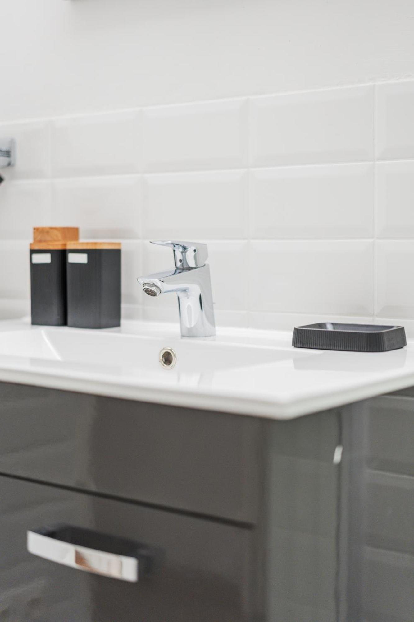 City Center Lofts Wina Bagian luar foto