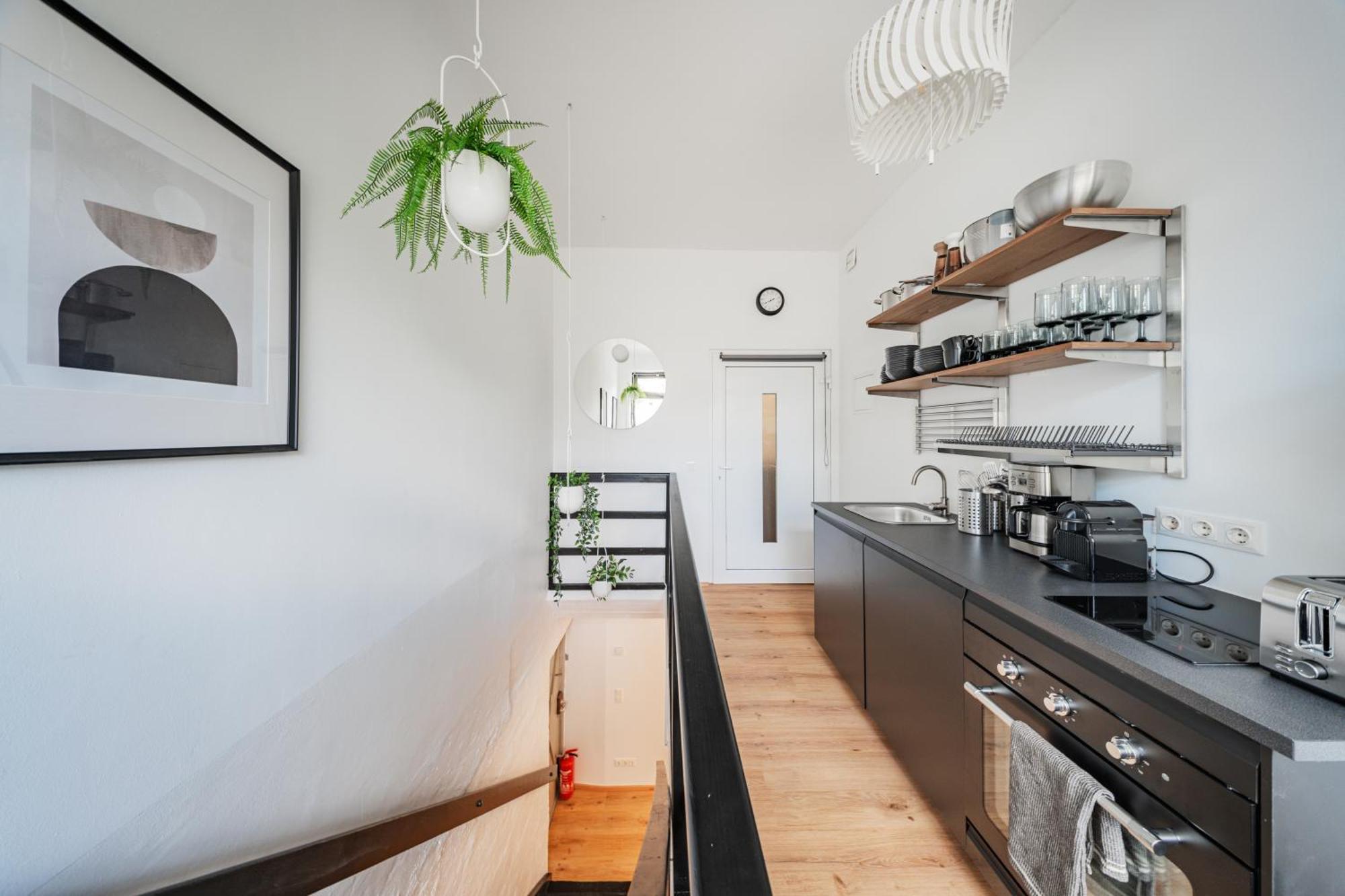 City Center Lofts Wina Bagian luar foto